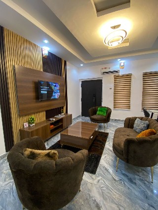 Stylish 2-Bedroom Retreat in Egbeda 5