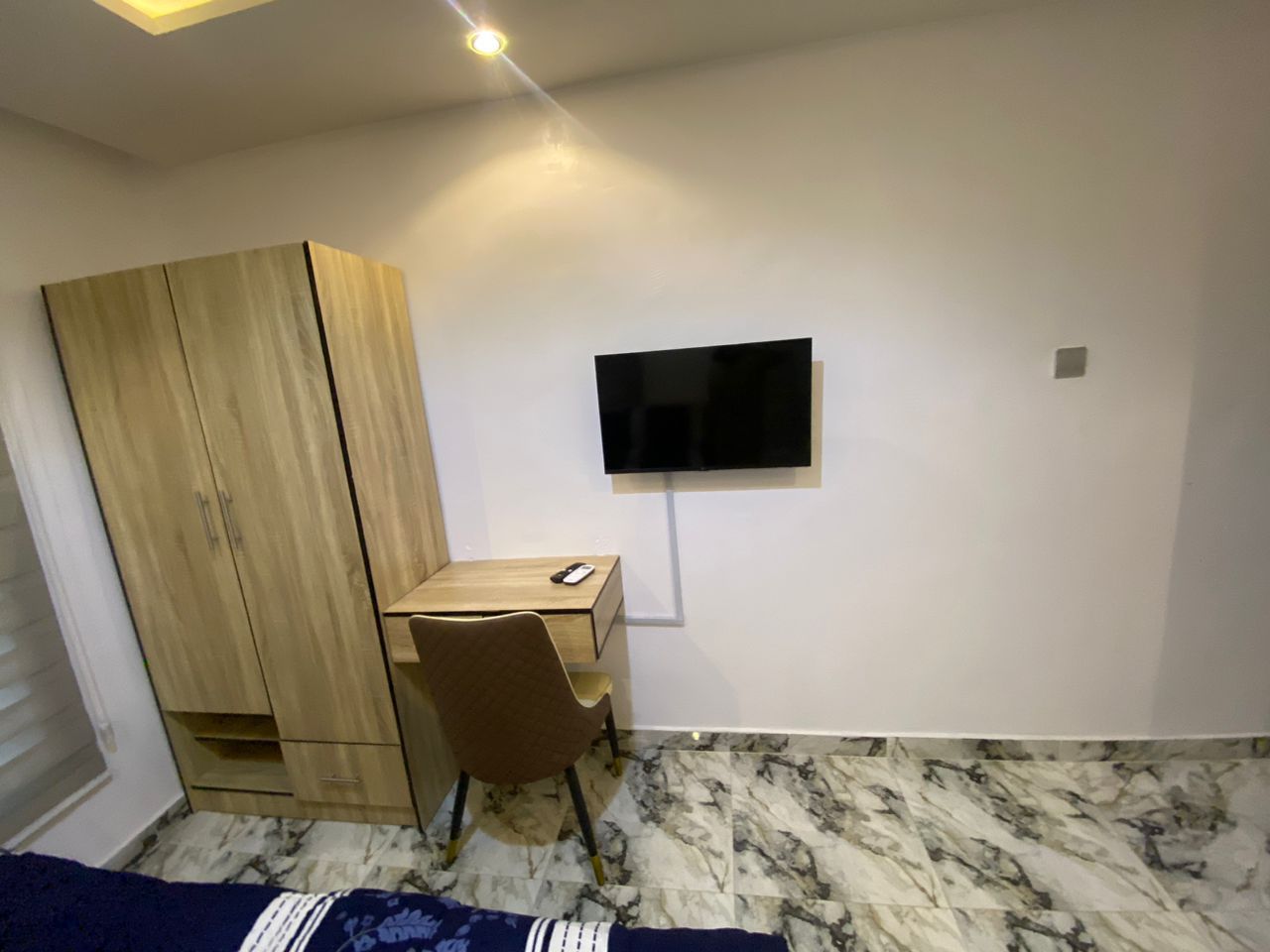 Stylish 2-Bedroom Serviced Apartment – Comfort Meets Convenience 3