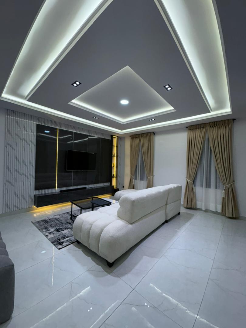 DELIZ PREMIUM 2/3BEDROOM APARTMENT  5