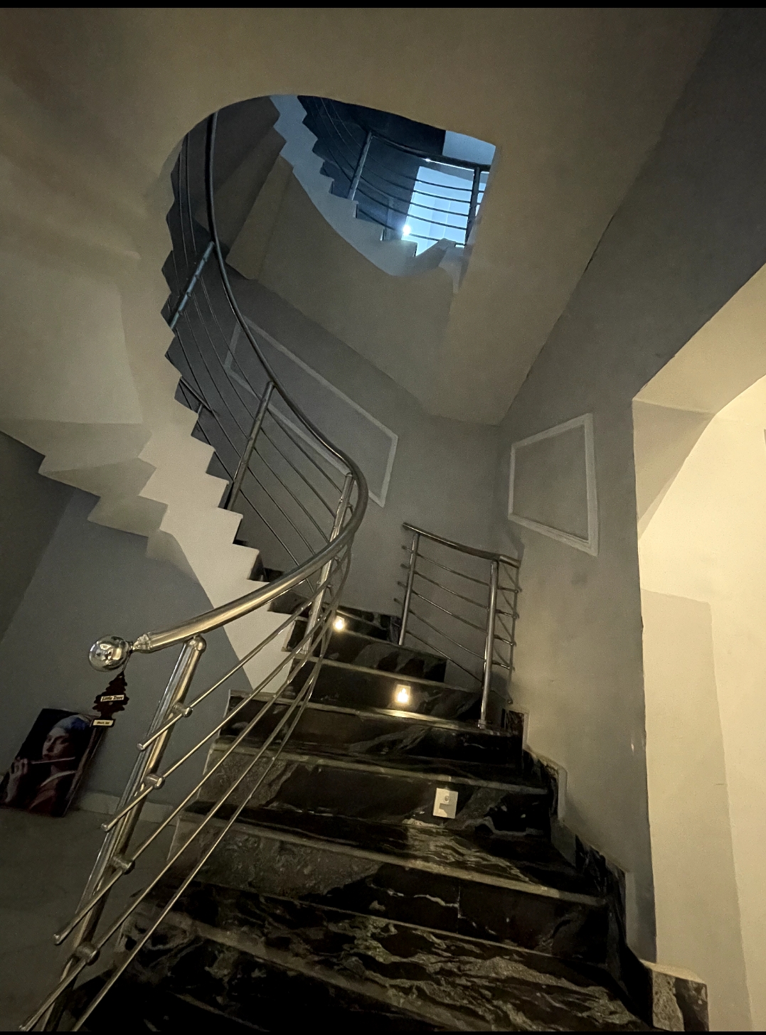 cozy apartment in Lugbe Abuja  4
