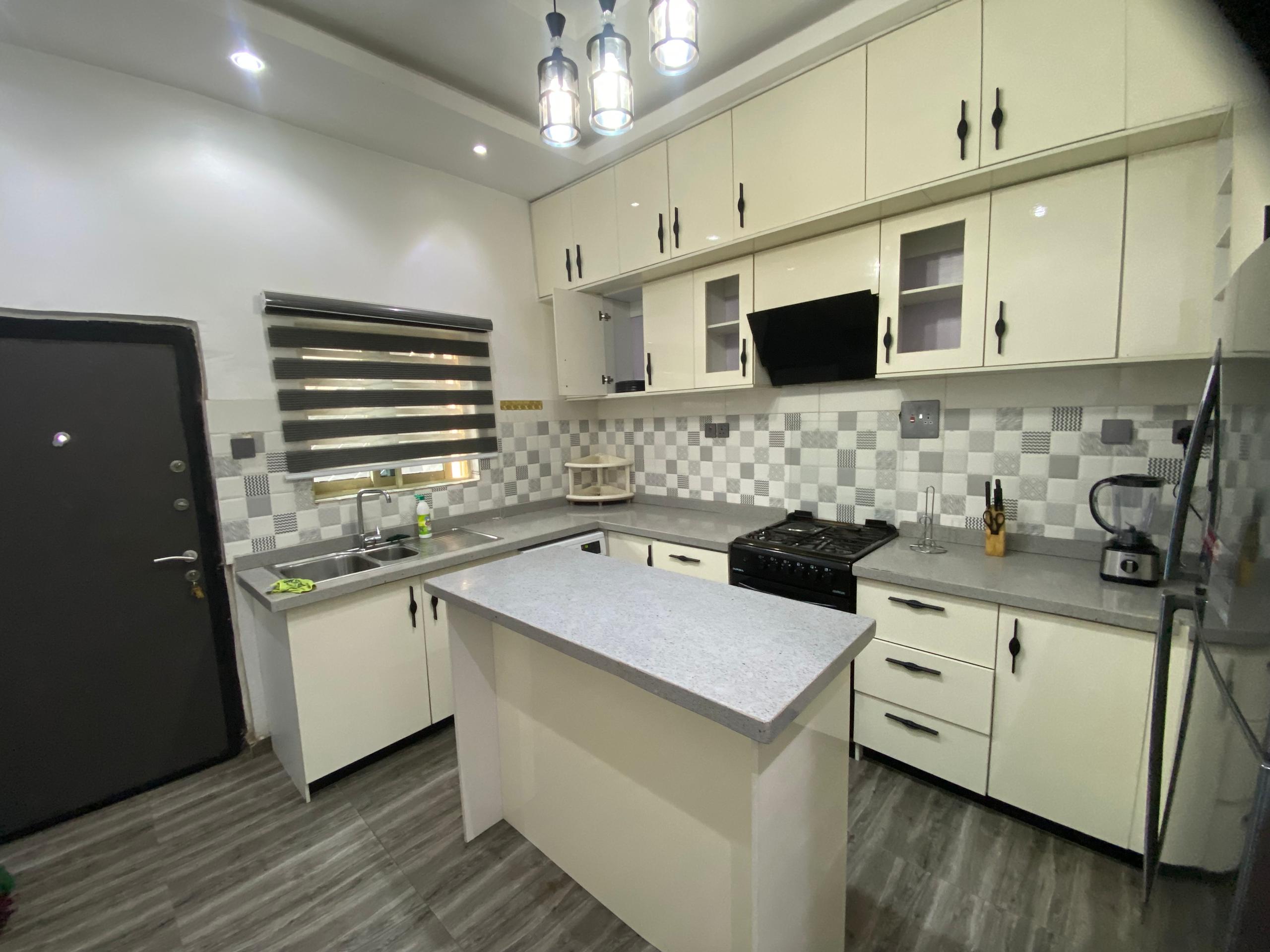 TENKINGS ROYAL COURT 3 BEDROOM APARTMENT IN IKEJA 4