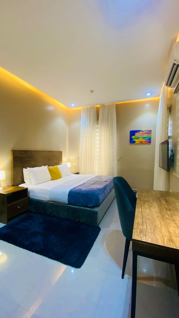 THE LINKVIEW 1 BEDROOM APARTMENT 2