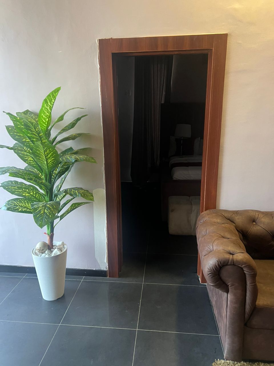 Hotel Helen Executive Suites 4