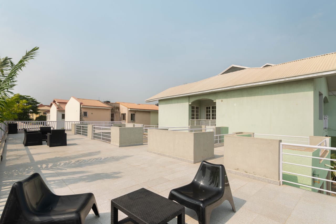 LUXURY 2 BEDROOM APARTMENT IN IKOYI 5