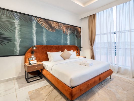 Azusa Deluxe Suite 5