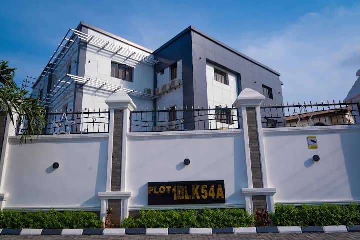 Pasedena Suites, Lekki 4