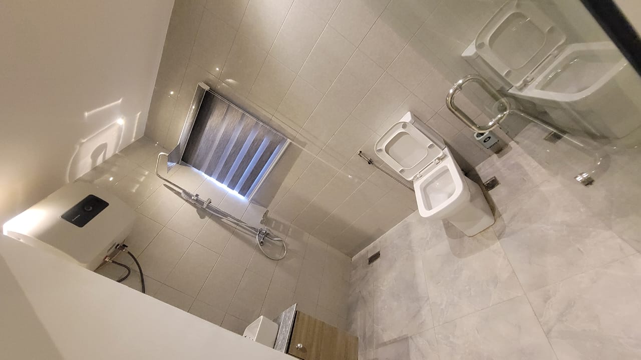 Executive Room 4