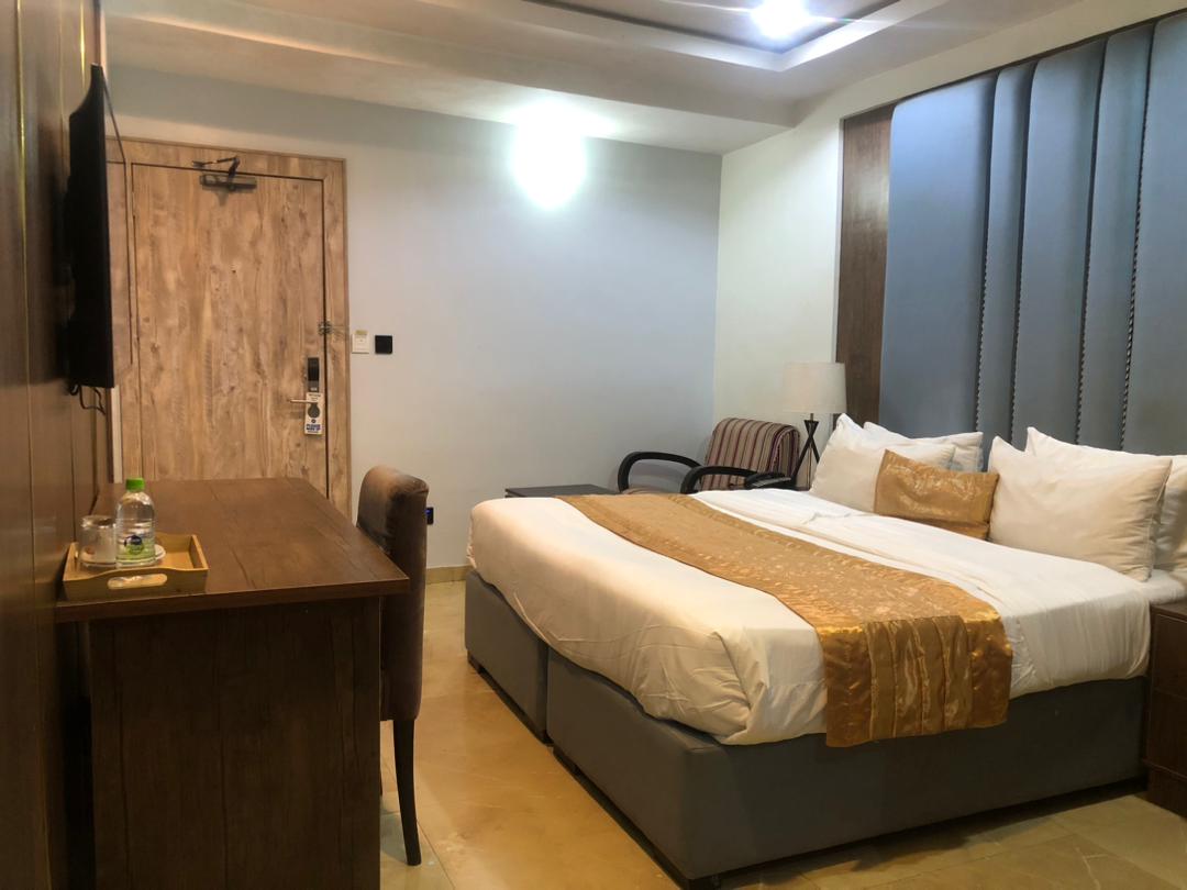 Swiss Beland - Deluxe King Room 5