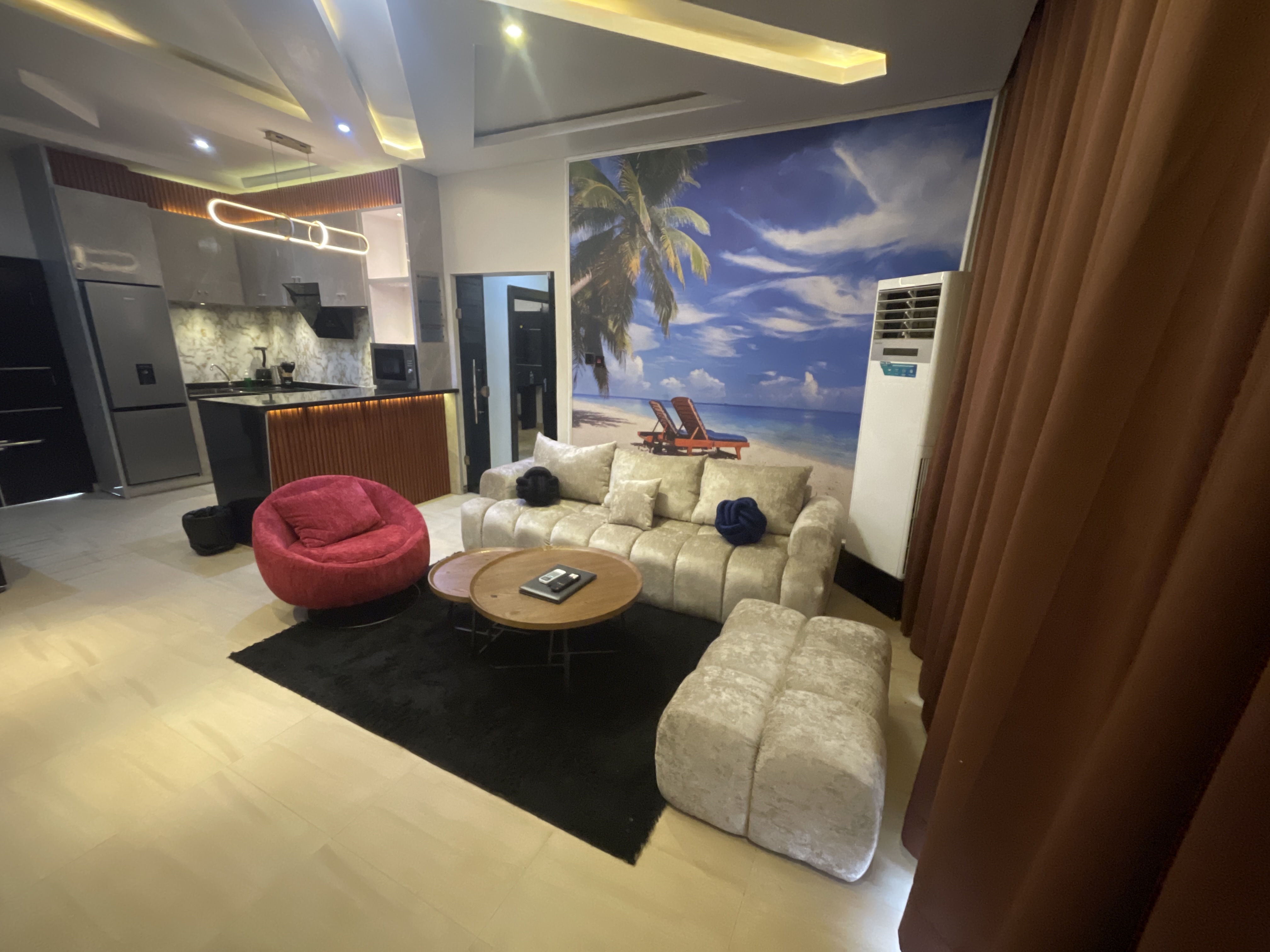 Jay’s Wood Hotel And Apartment