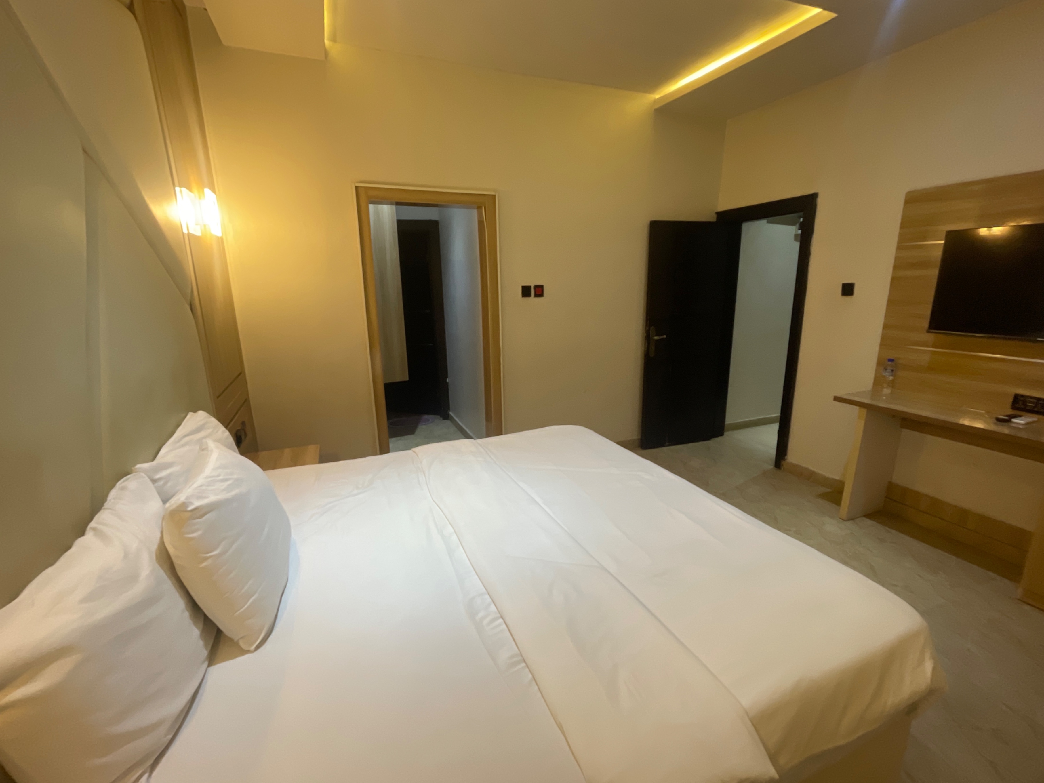 3 Bedroom Apartment