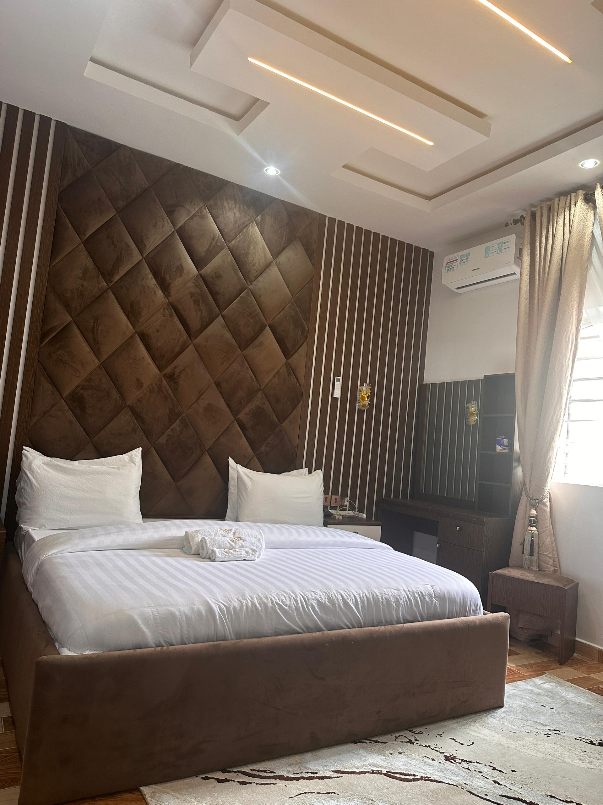 Seamless Executive room 2