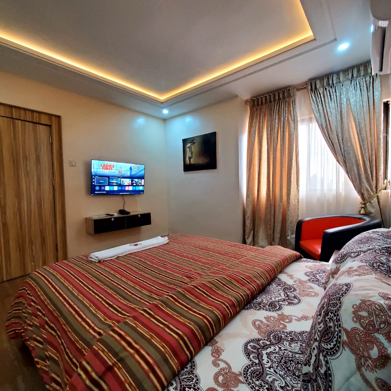 Eagle Nest Apartment: A Single Room Apartment 3