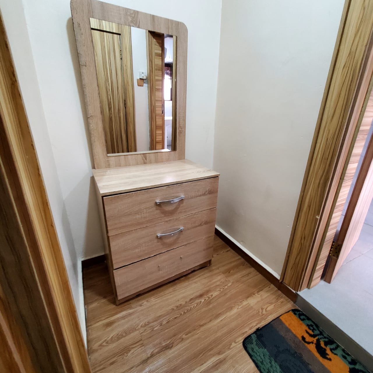 Eagle Nest Apartment: A Single Room Apartment 4