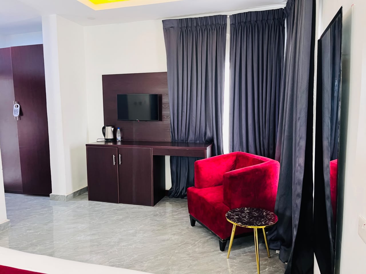 EL-PATEVADAN HOTEL & SUITES DELUXE 4