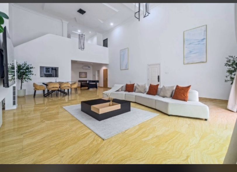 Luxury 4 Bedroom Apartment- Blenco 5