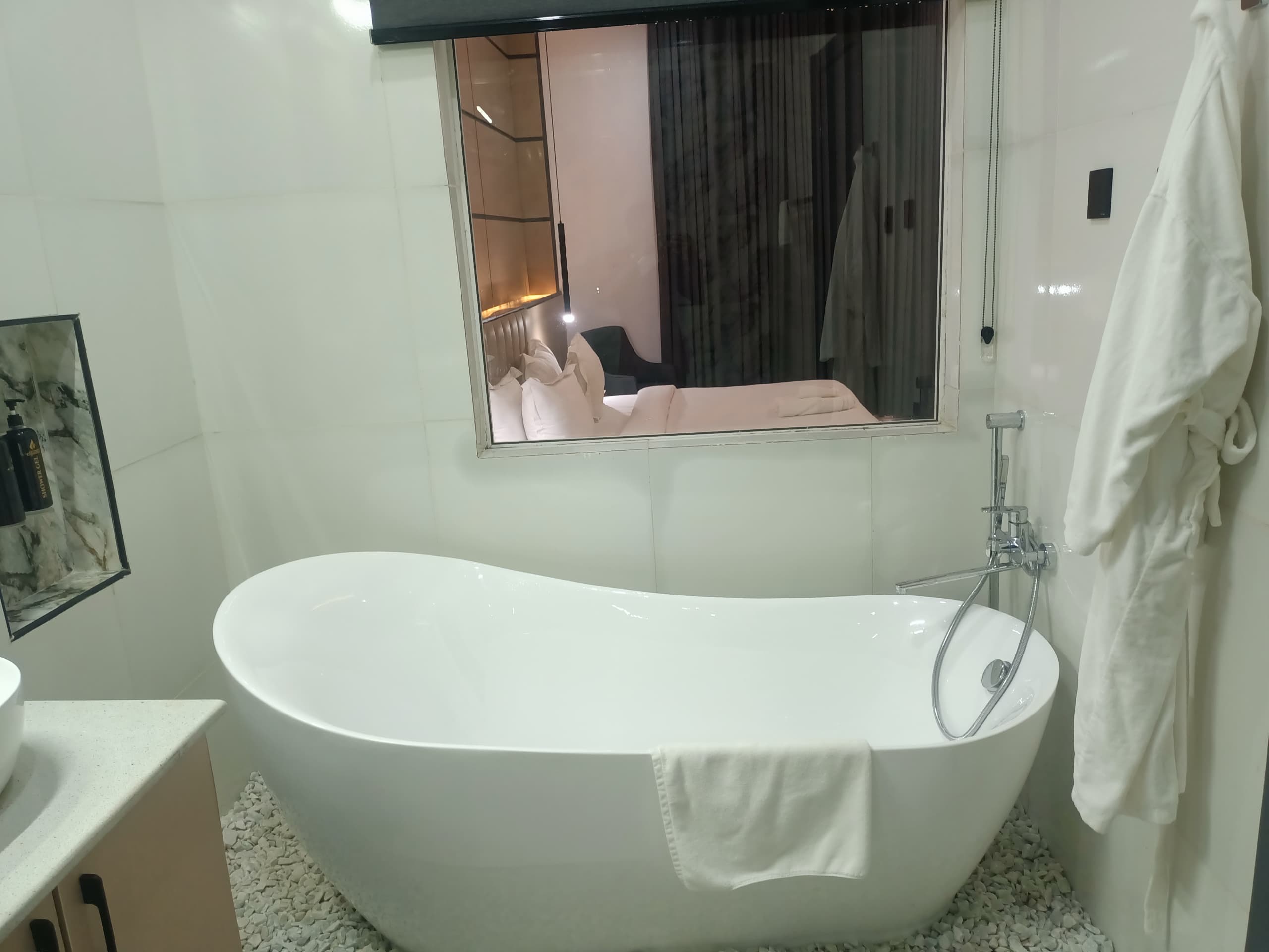 G-Pinnacle Signature: Exclusive Terrace 5