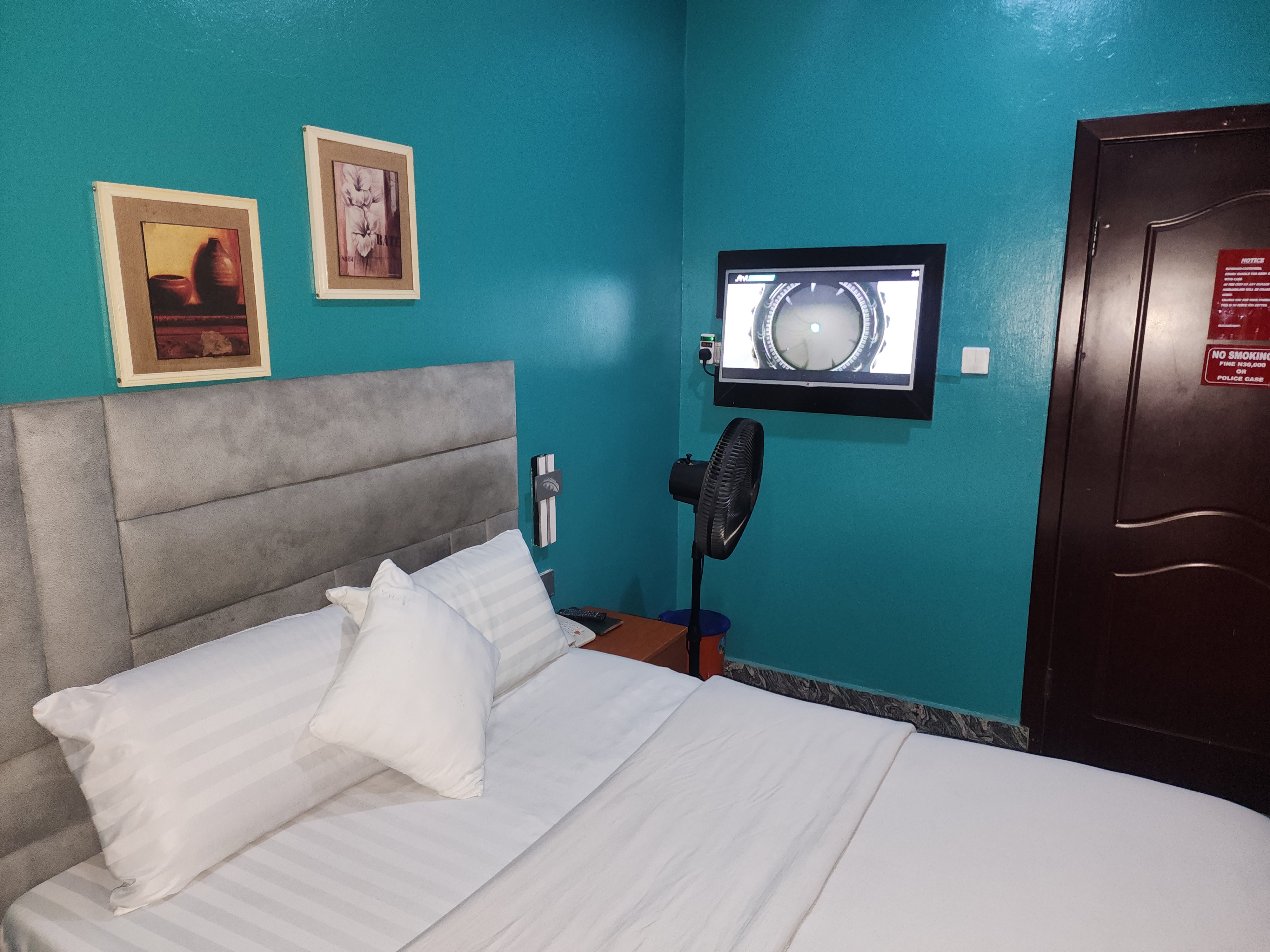 MILLICENT HOTEL (STANDARD)