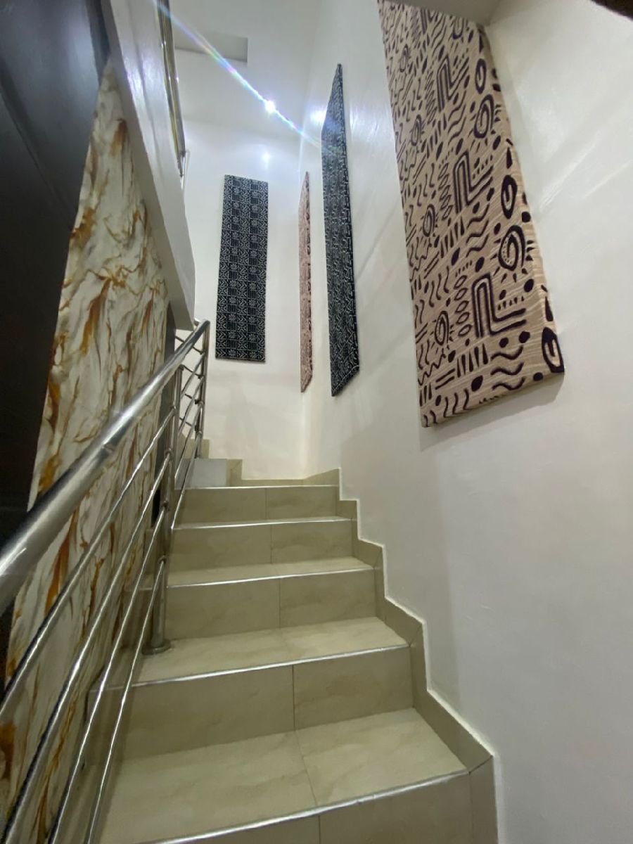Tarom Luxury Apartment 4