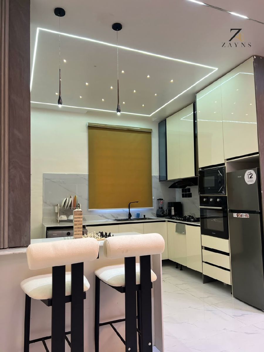 Zayns Apartment 4