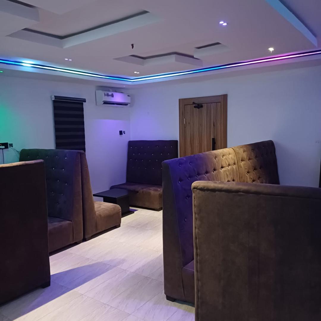 Modern Cozy Stay in Benin 4