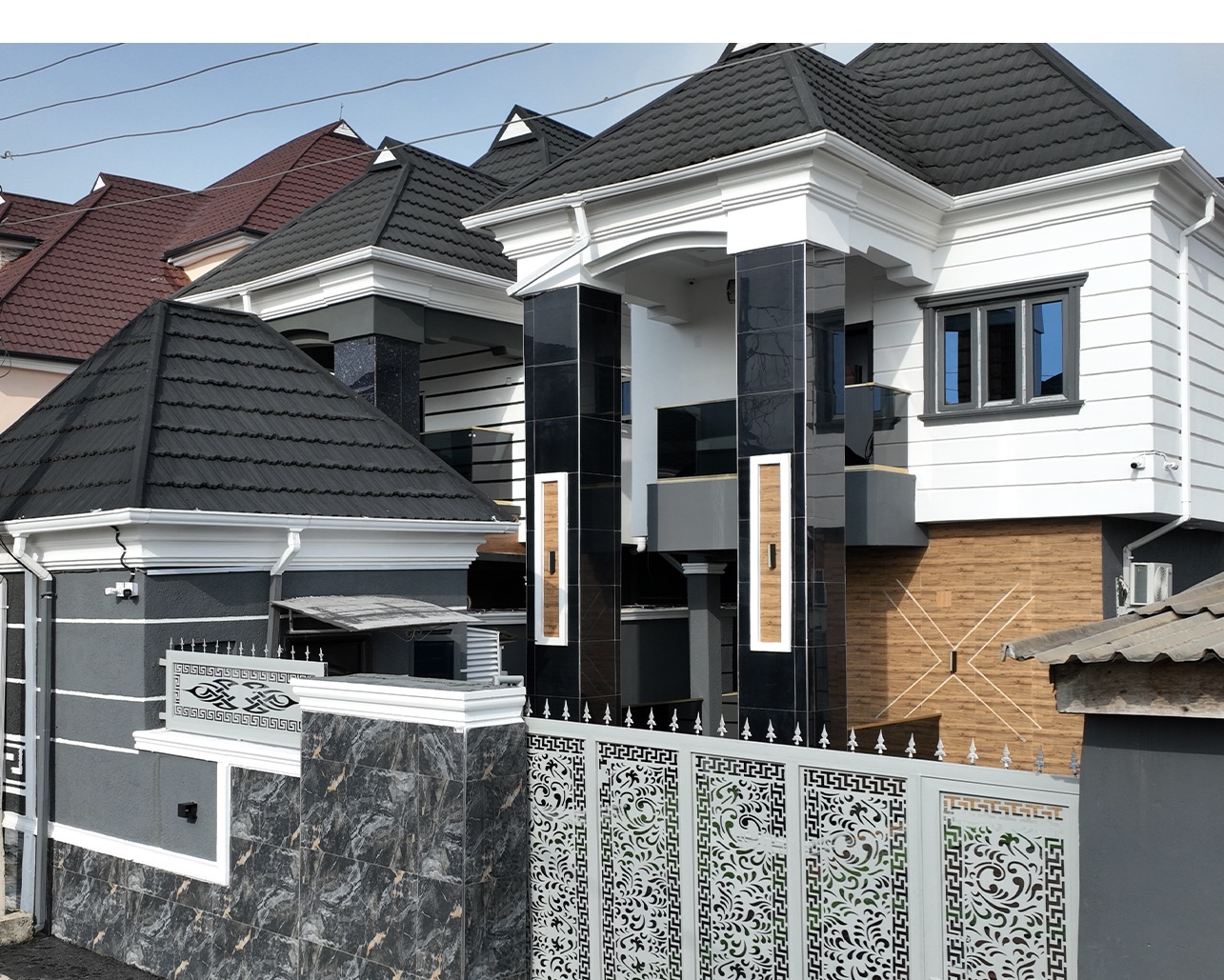 3 bed rooms duplex apartment