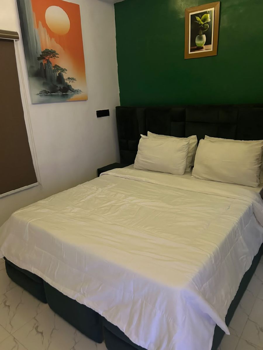 Abode Havens Apartment  4