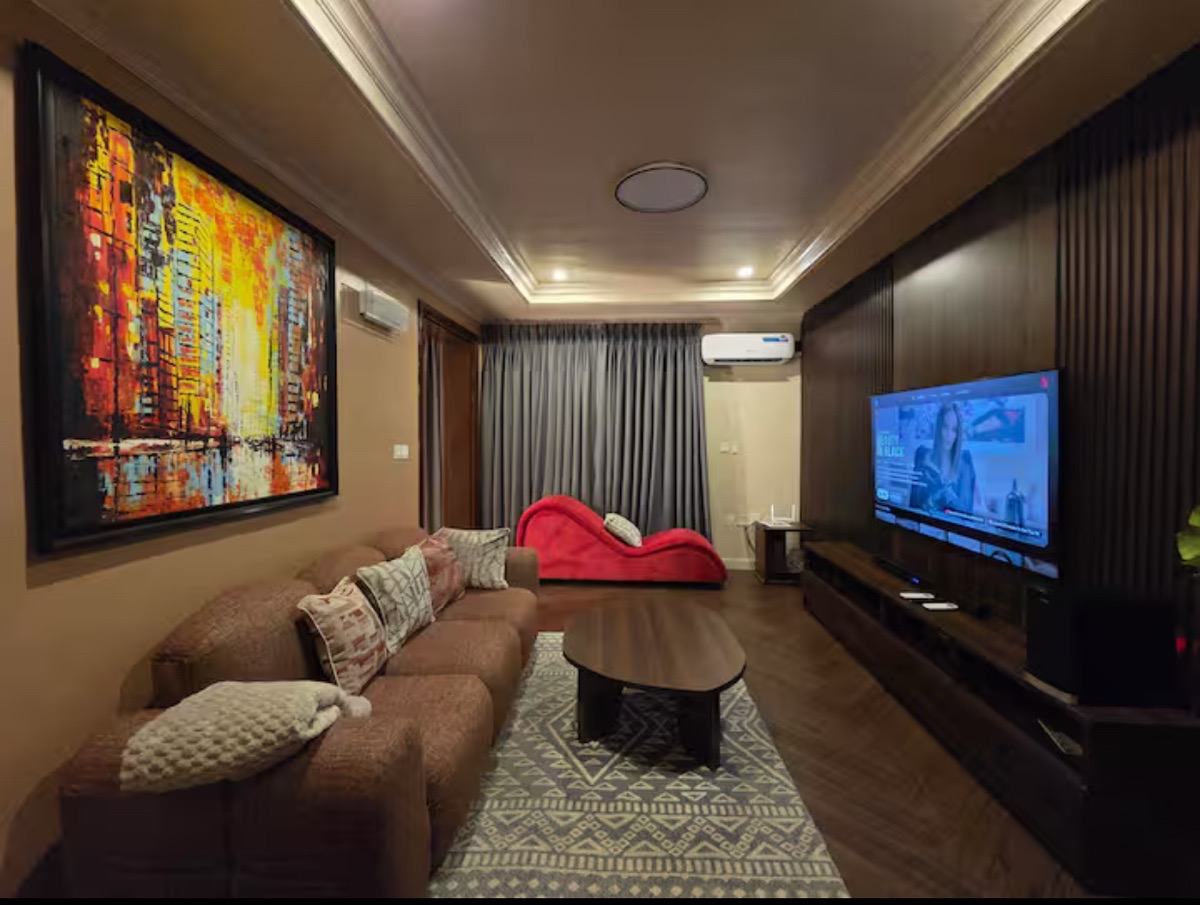 Affordable Luxury 2 b/rm Lekki ph. 1