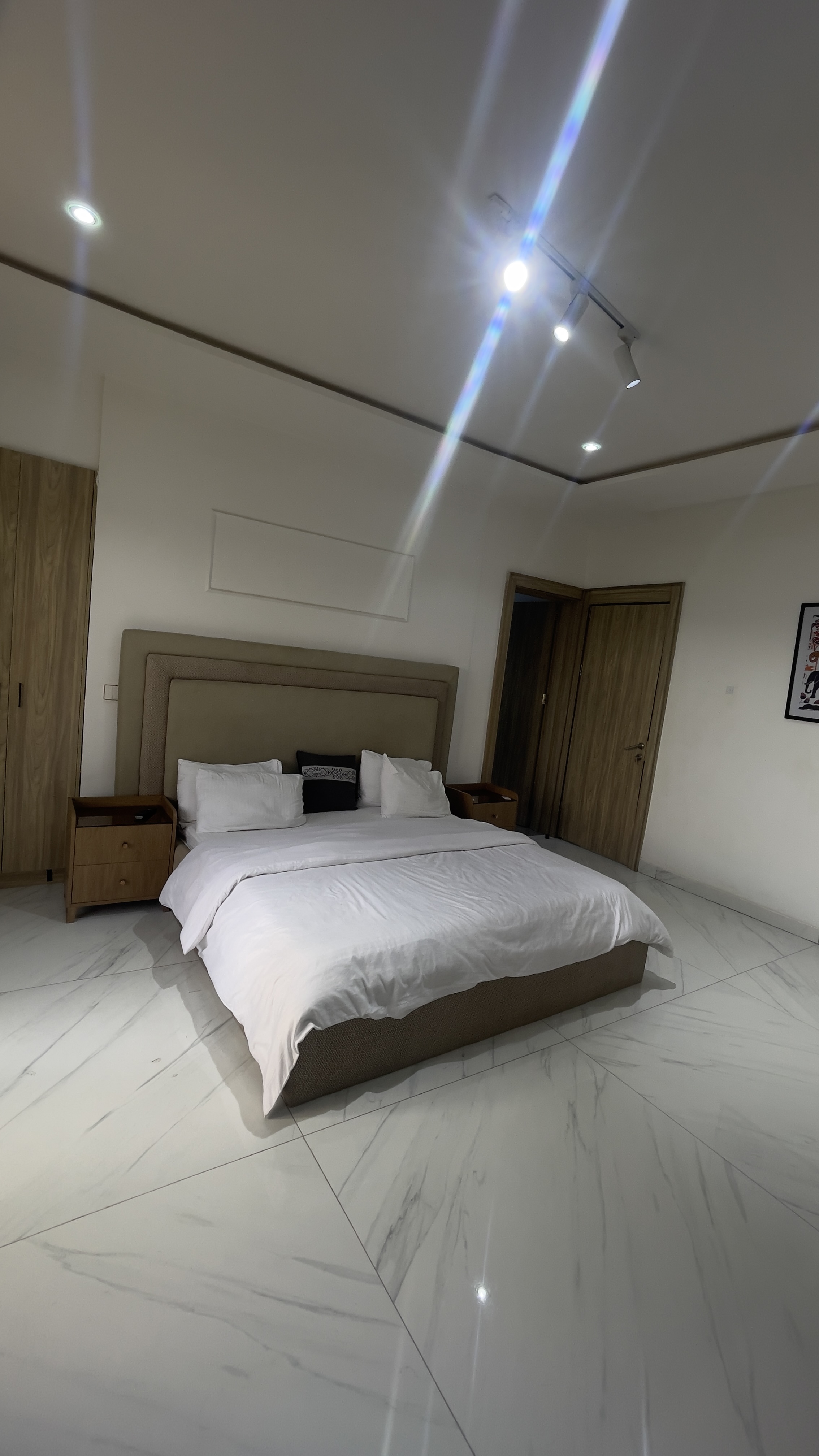Casaraelifestyle 1 bedroom Apartment with a balcony  4