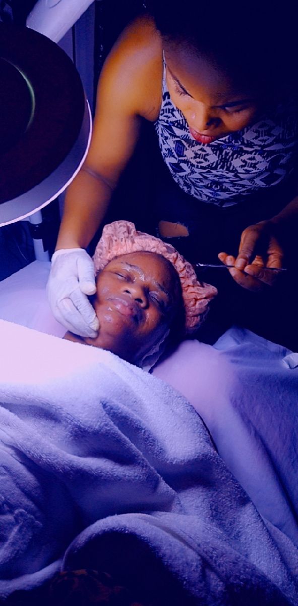 T&F Luxury Unisex Salon and Spa 3