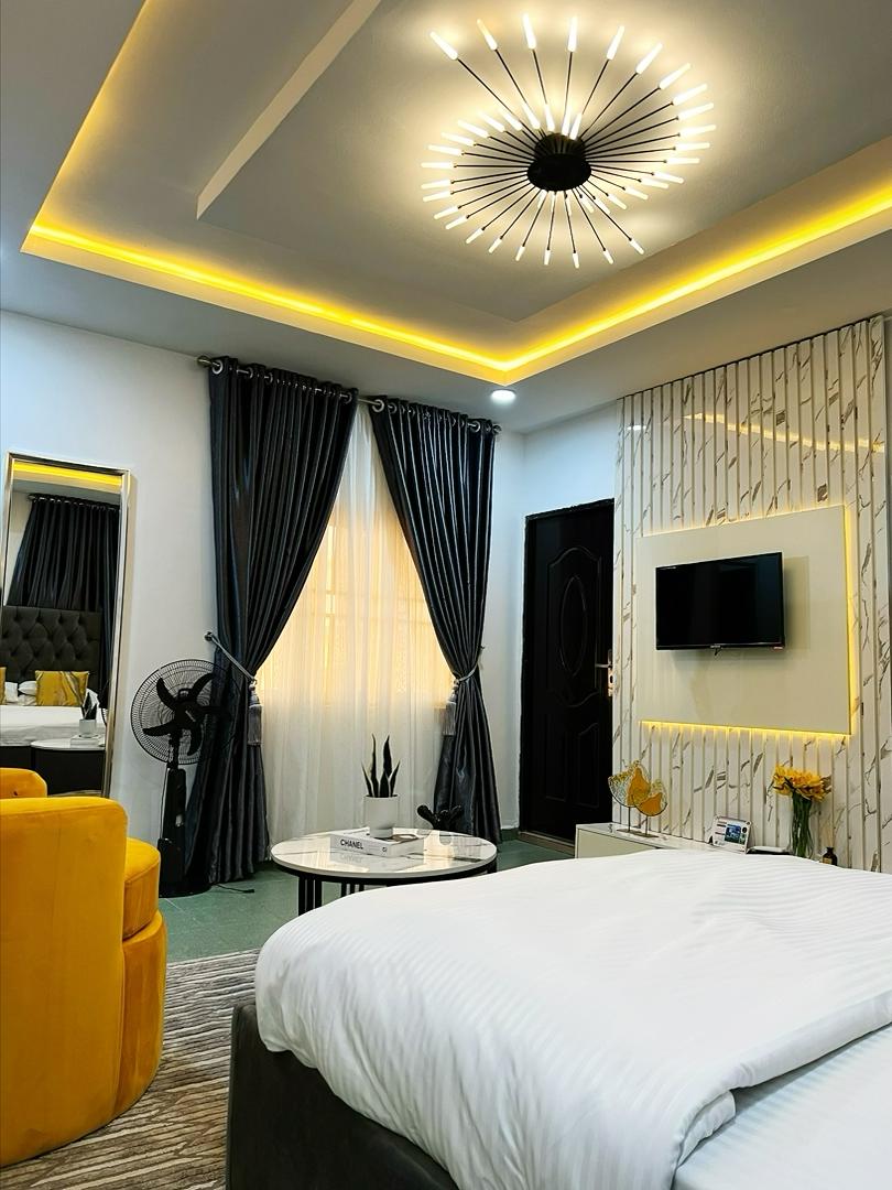 2-bedroom Apartment  4