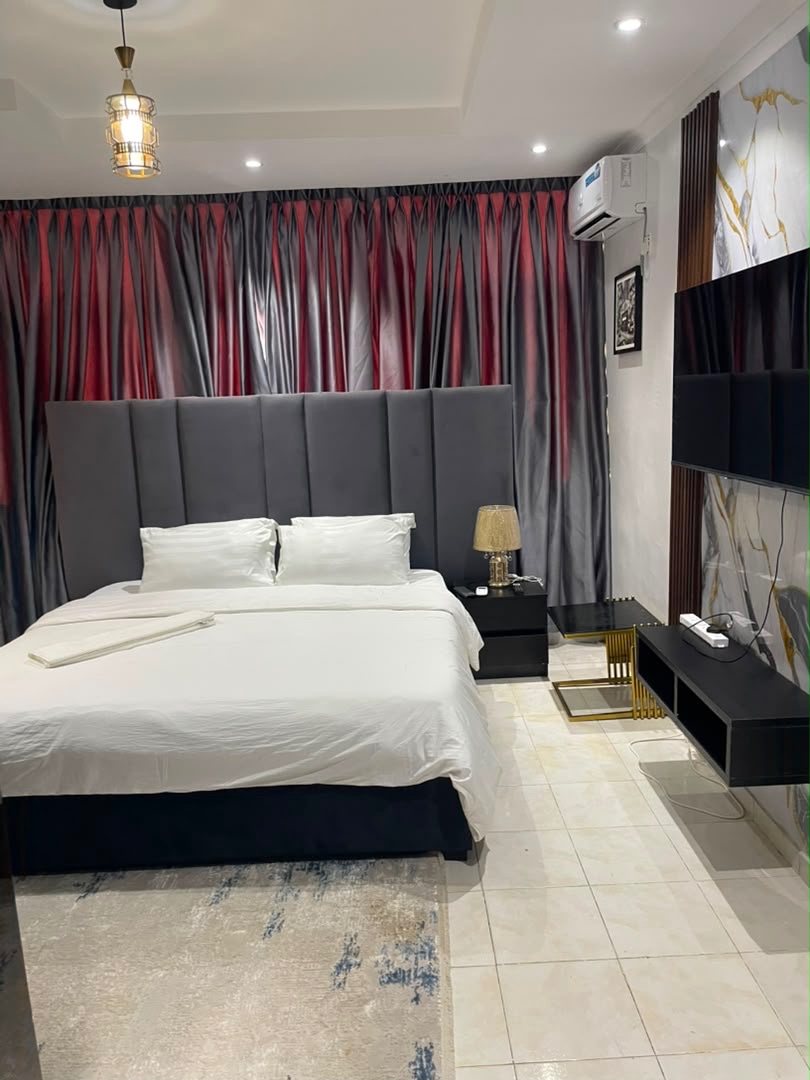 Terraform 3 Bedroom Apartment  5