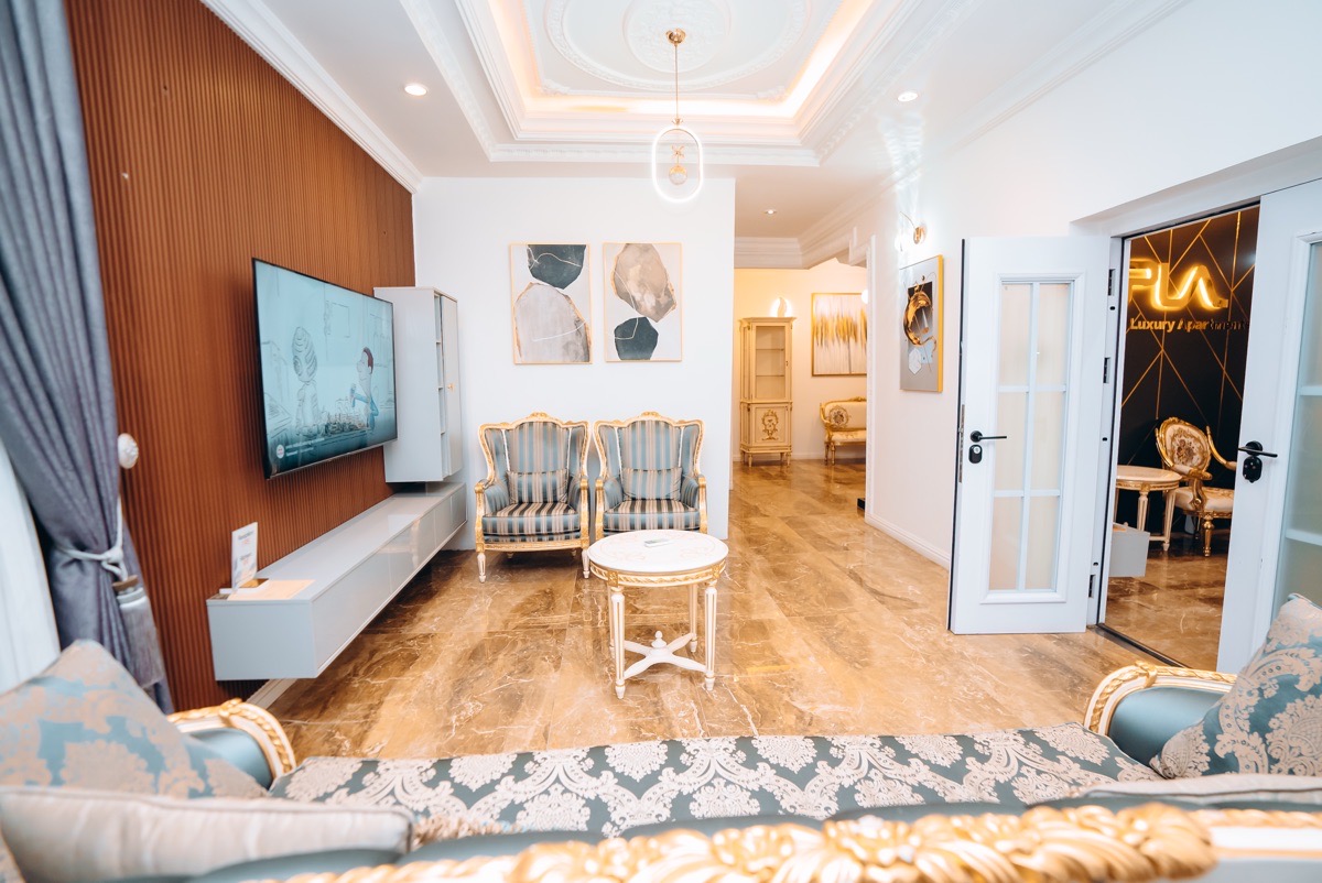 phoenix luxury studio Apt  4