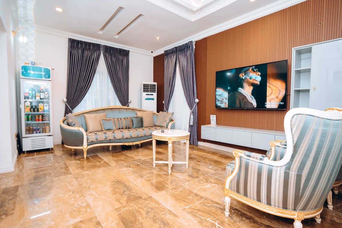 phoenix luxury studio Apt  3