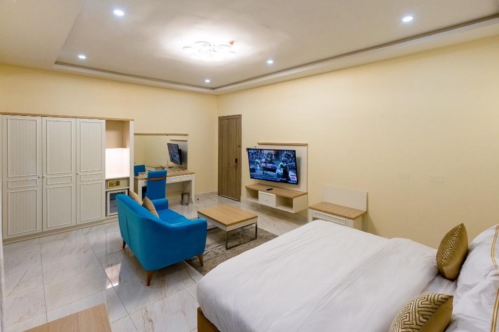 Hera hospitality 5