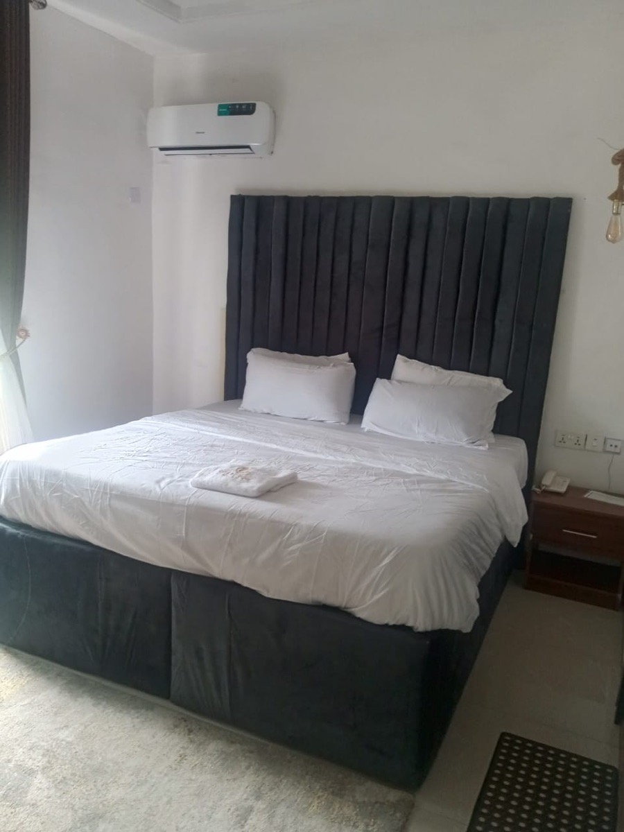 Cute Hotel 2