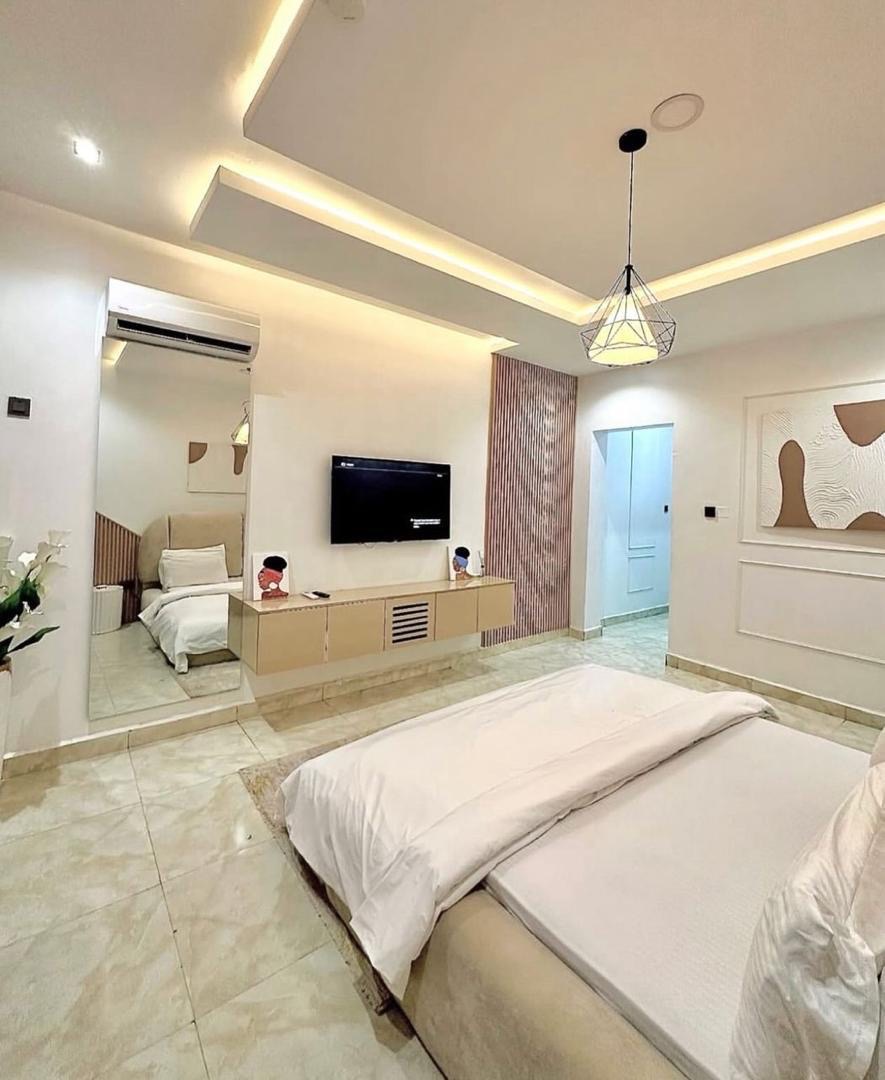 CT Apartment  3