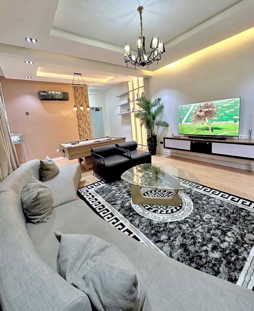 CT Apartment  2