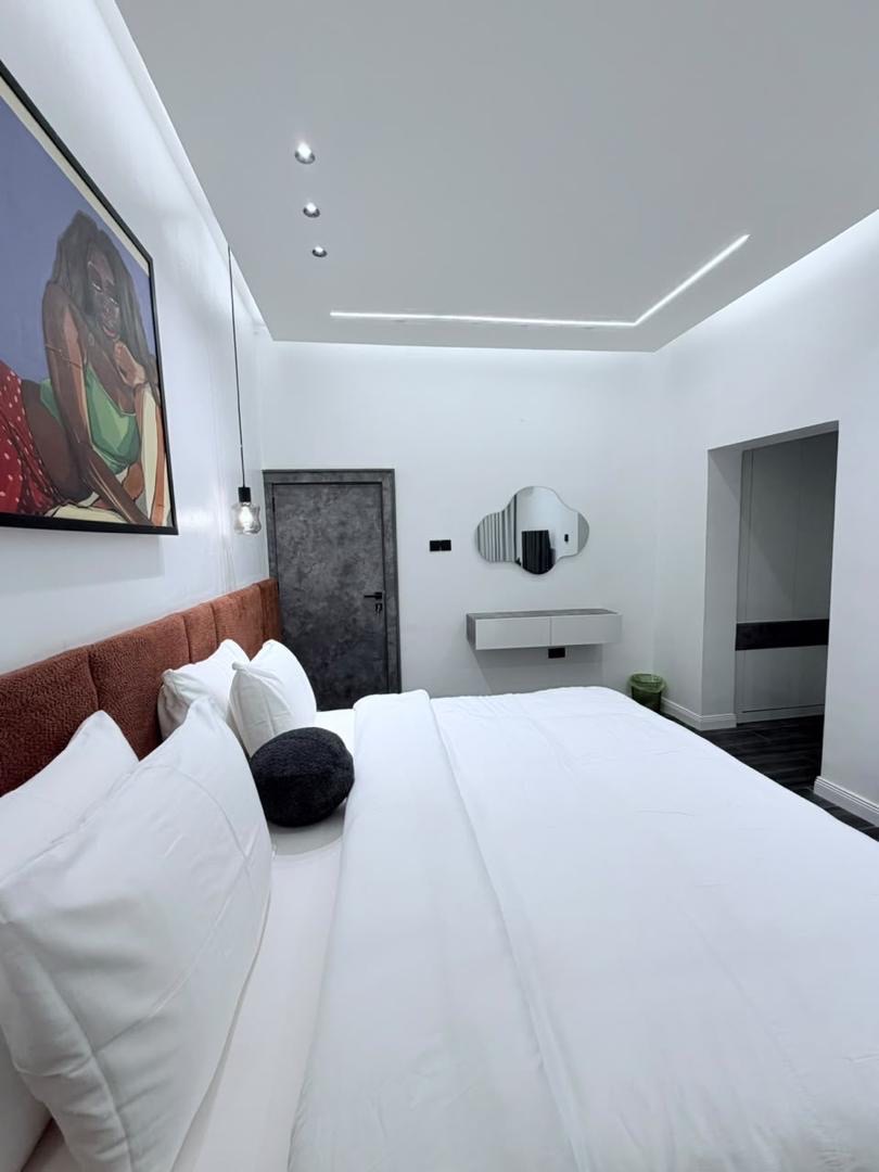 Three Bedroom Apartment in Wuse 5