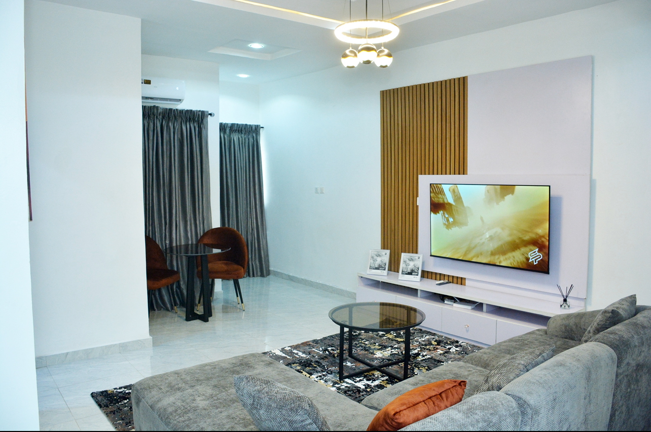 Cozy 2bed apartment in Ikeja GRA 3