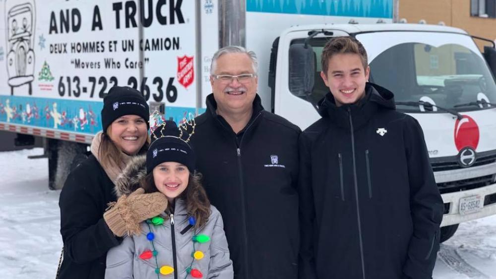 Paul Bimm, Franchisee & President, Lyne Vincent, Franchisee and Vice-President, and their kids, Tyler and Mattea.