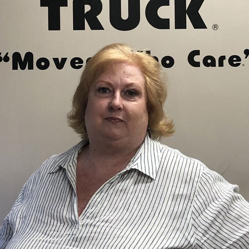 Cindy, our Columbus Two men and a truck office manager