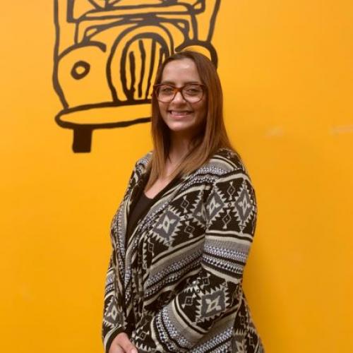 laura -Customer Service Representative