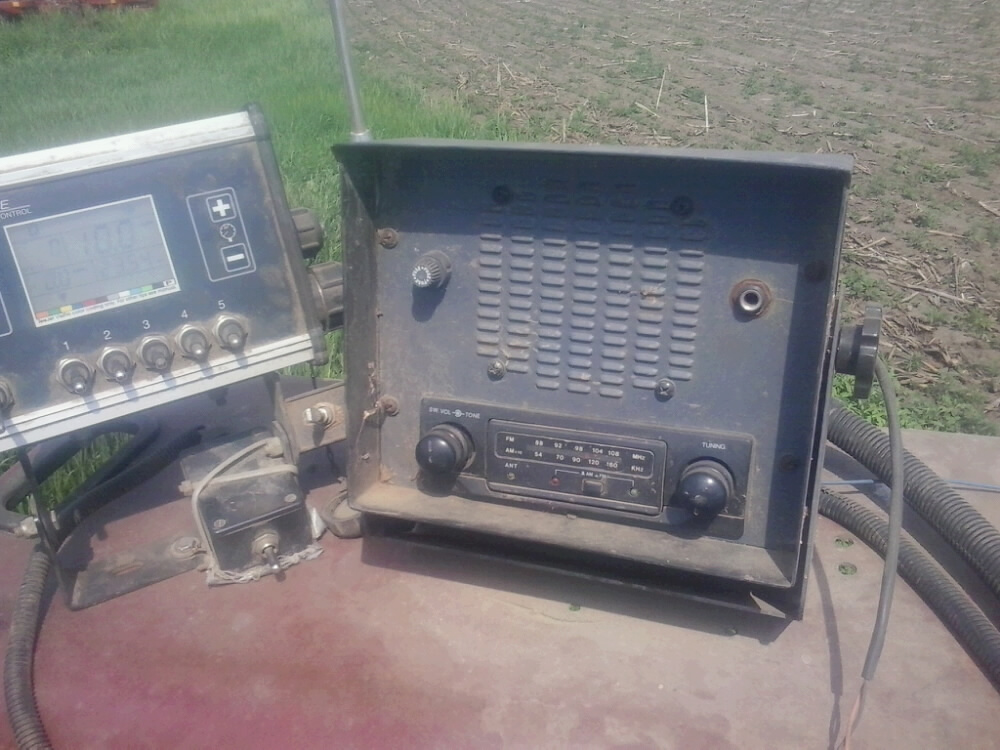 Fender Mount Tractor Radios Coffee Shop Red Power Magazine Community