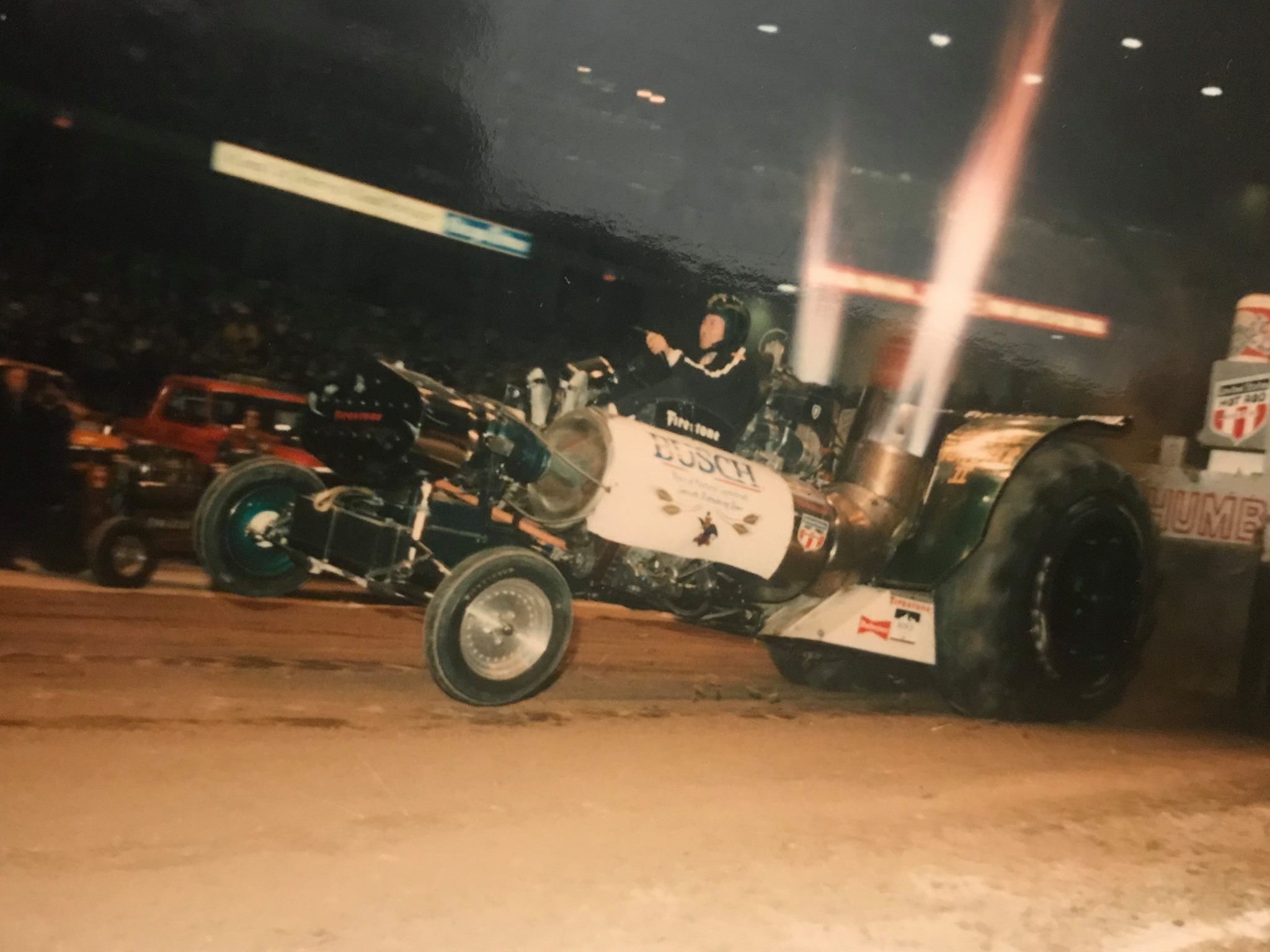 Found some more cool old school pulling pics Coffee Shop Red Power