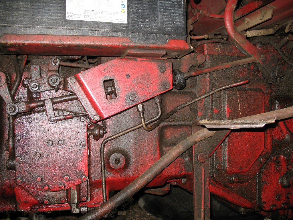 Hydraulic Assist Clutch Visual??? General IH Red Power Magazine
