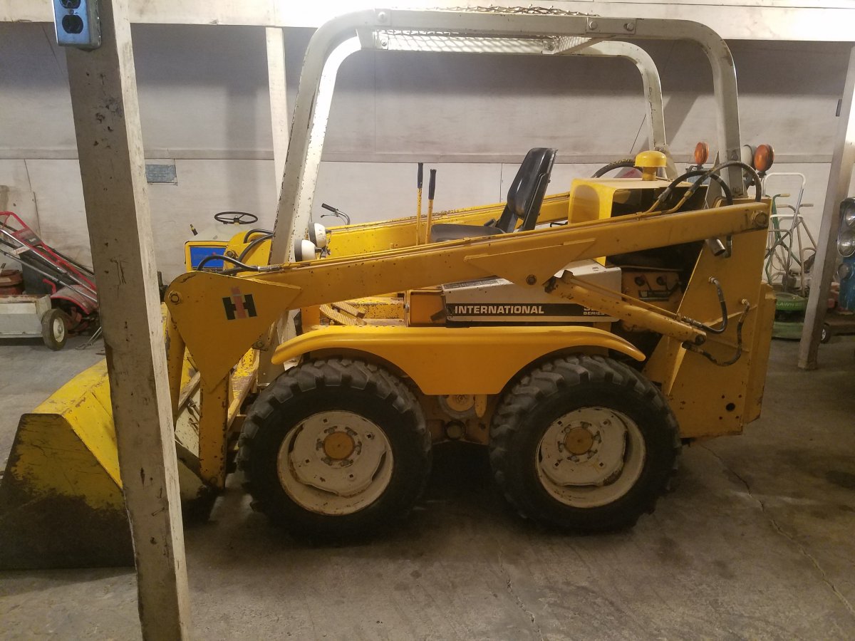 3200B Skid Loader General IH Red Power Magazine Community