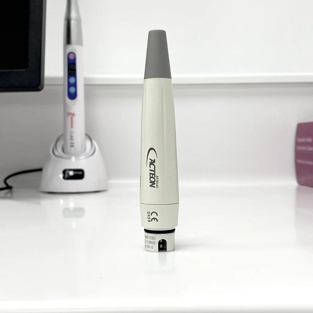 dentaledgeuk-acteonsatelecnewtronultrasonicscalerhandpiece_e937f86a-39be-4ab3-9081-32d98709fdde_1024x.webp