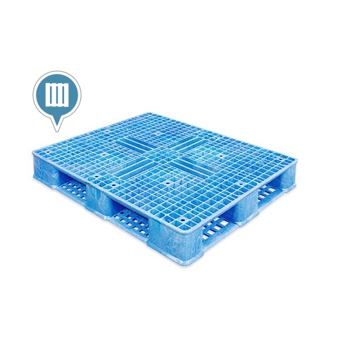 plastic pallet