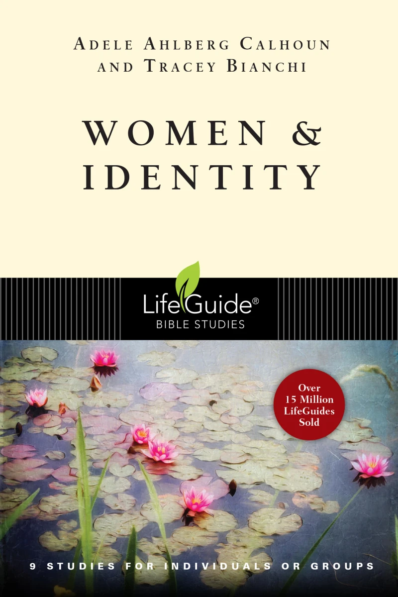 Portada: Women & Identity