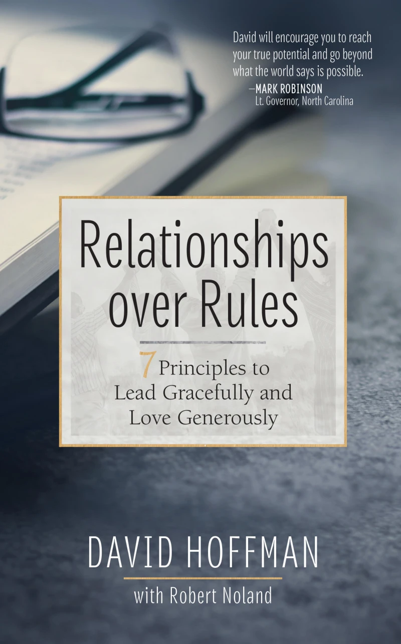 Portada: Relationships over Rules